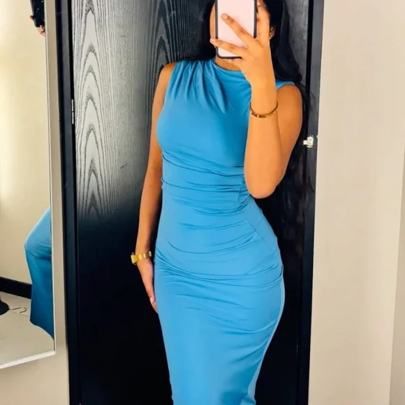 Women's Ruched Bodycon Dress - Sleeveless Club Evening Party Cocktail Maxi Dress - Picture 1 of 4